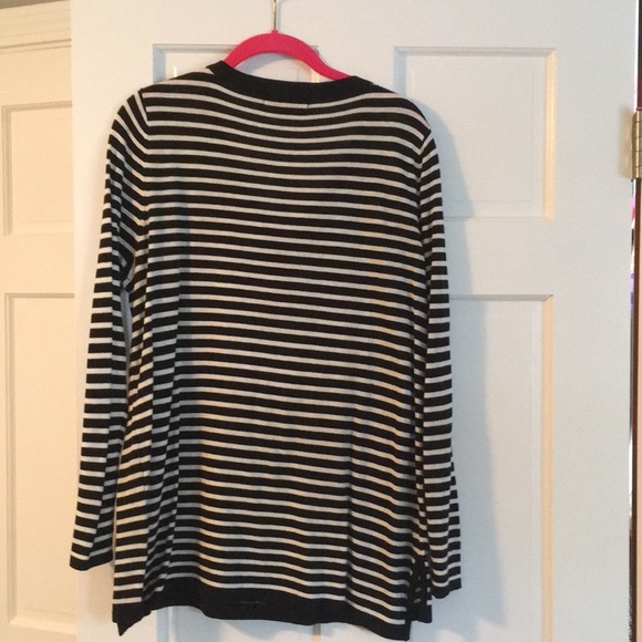 Like new August Silk light sweater sz L - Picture 5 of 5